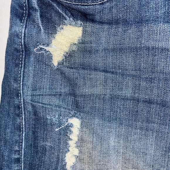 SALE ❤️‍🔥Elle Distressed Denim Mini - Picture 7 of 8